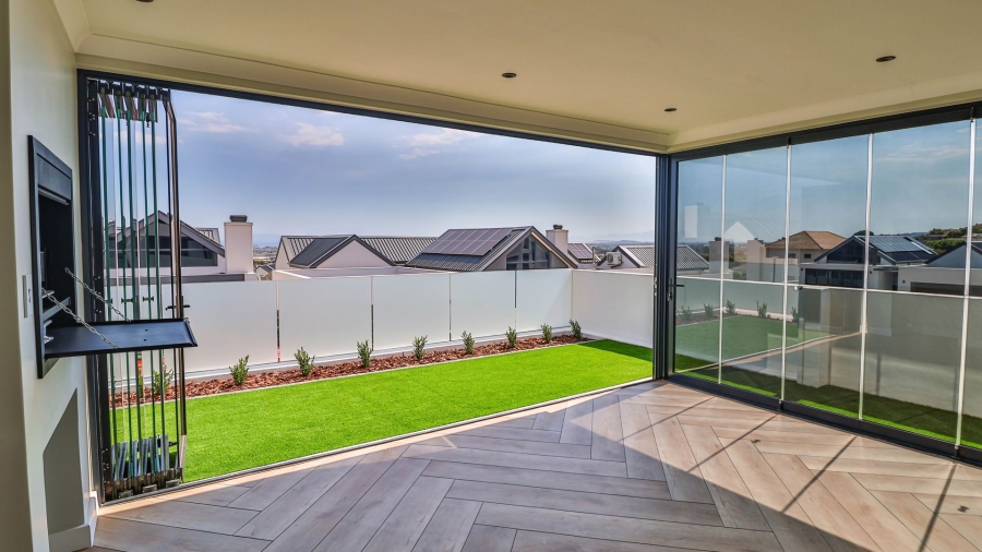 3 Bedroom Property for Sale in Mzuri Estate Western Cape